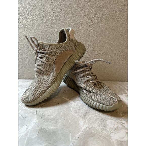adidas Yeezy Boost‎ 350 v1 moonrock Light Green Men’s size 5 Women’s 7 - Picture 1 of 9